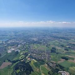 Flugwegposition um 13:53:23: Aufgenommen in der Nähe von Hof, Deutschland in 1795 Meter